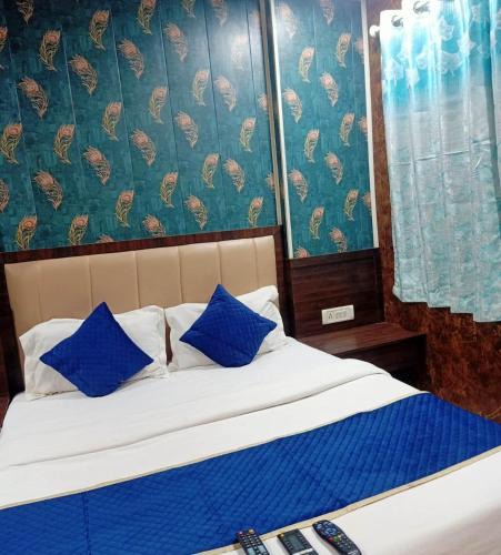 J B Nagar Hotel | HOTEL MANTRA NX