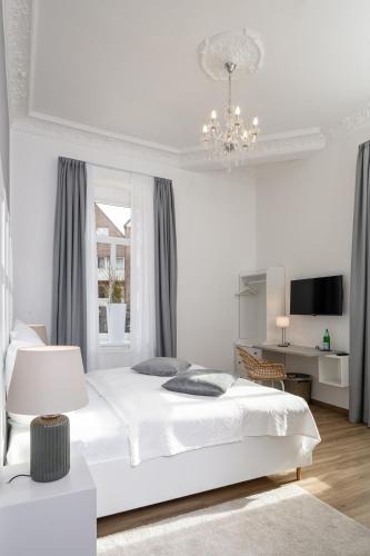 Lubbecke Hotel | Hotel Markt 5 - inmitten der Lübbecker Altstadt, kostenloser Parkplatz direkt am Hotel