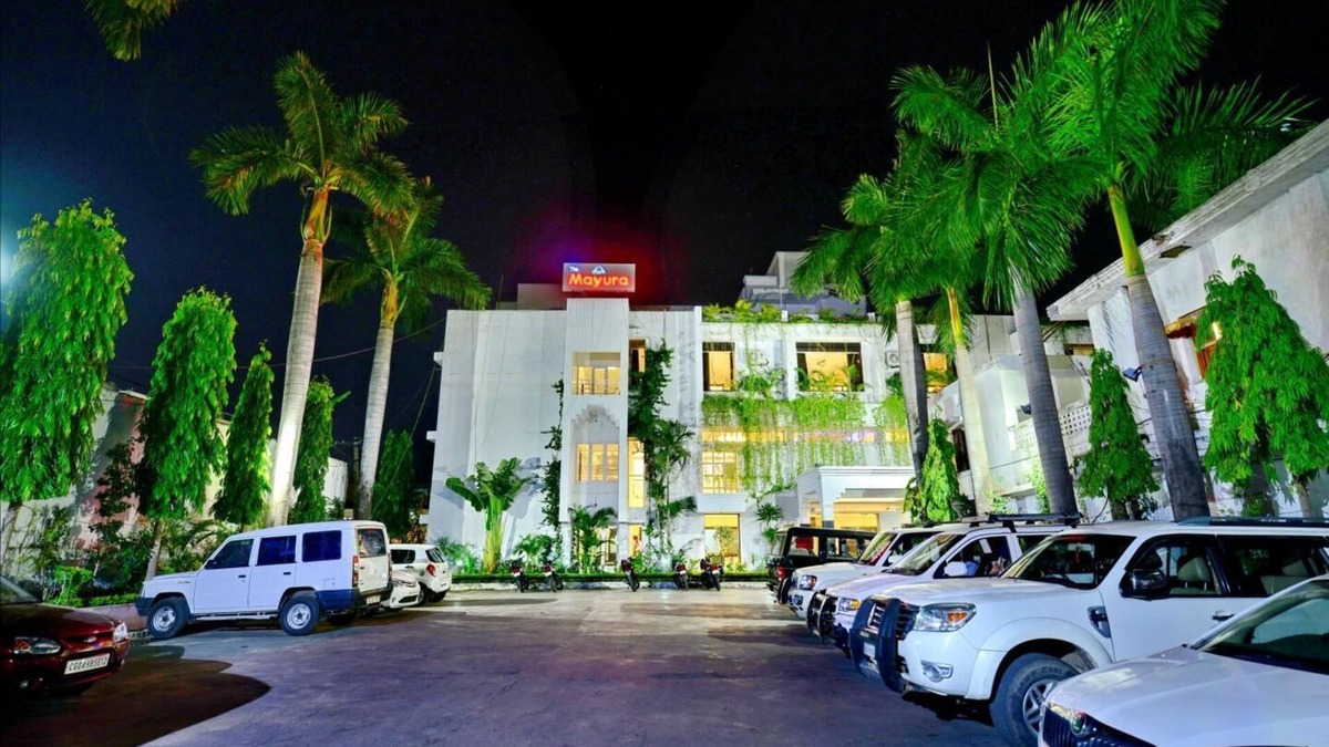 Ambikapur Hotel | Hotel Mayura - Ambikapur