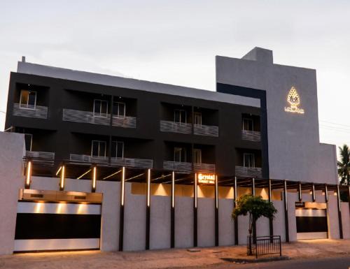 Nanded Hotel | Hotel Midland, Nanded