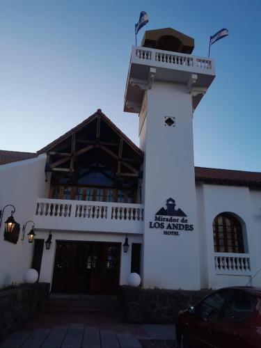Eugenio Bustos Hotel | HOTEL MIRADOR DE LOS ANDEs