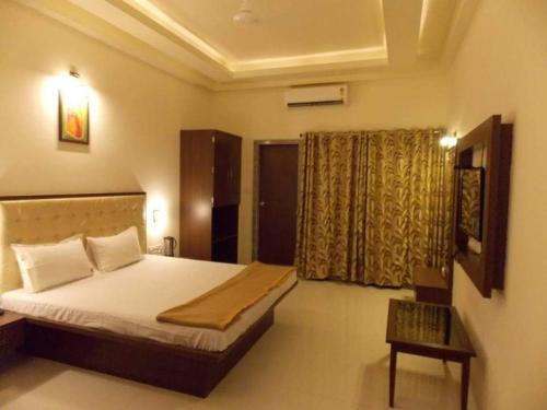 Farrukhabad Hotel | Hotel Mohan Palace