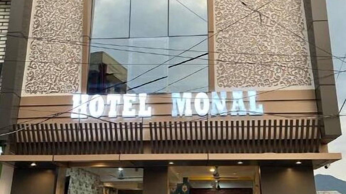 Pithoragarh Hotel | Hotel Monal Deluxe Roomn