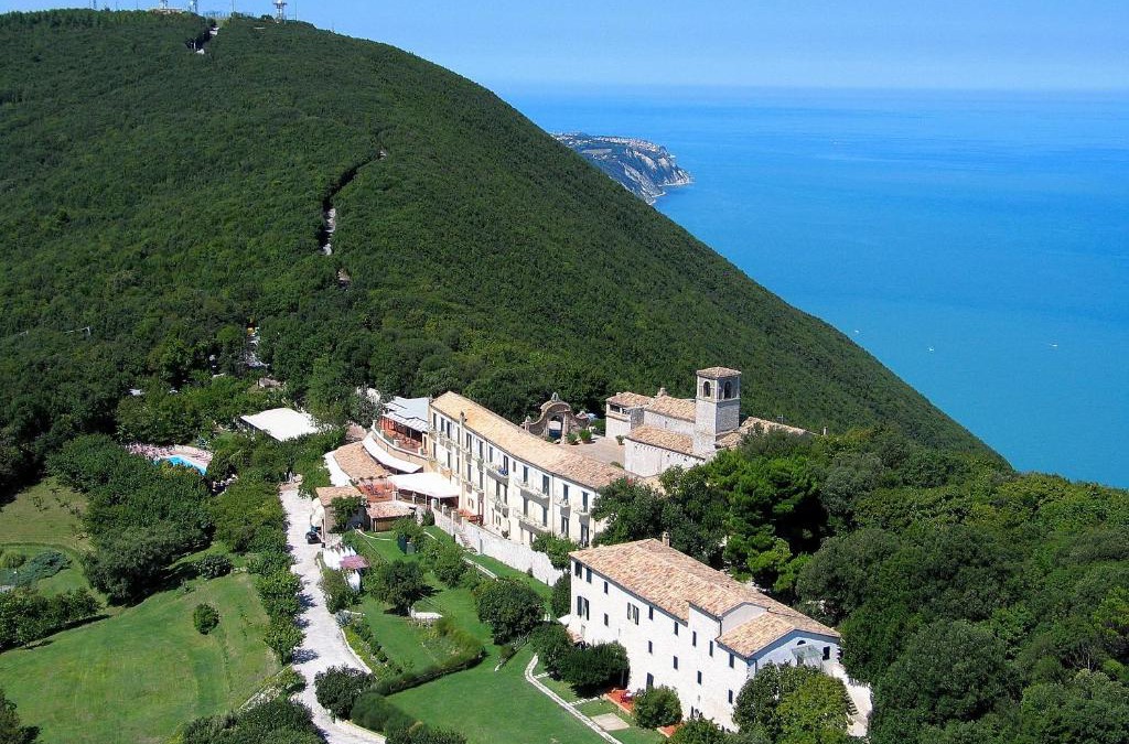 Sirolo Hotel | Hotel Monteconero