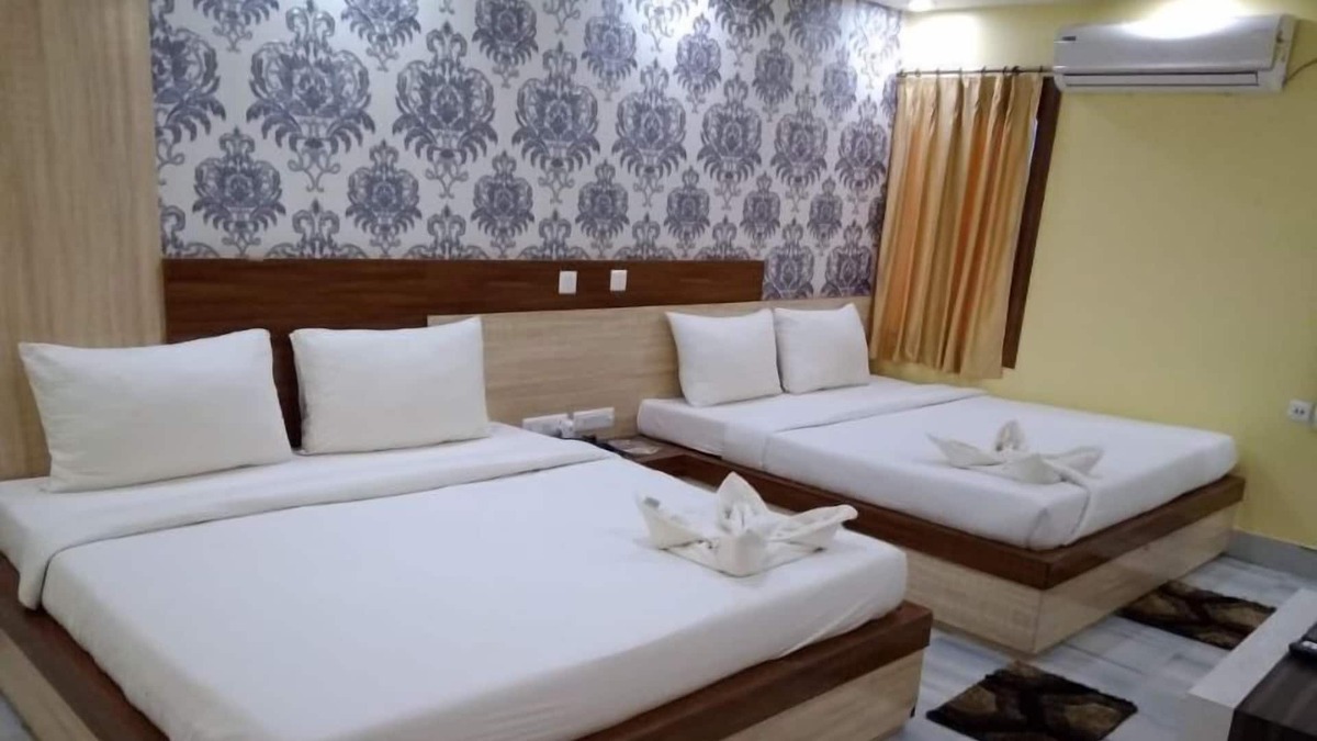 Pakur Hotel | Hotel Muskan Palace