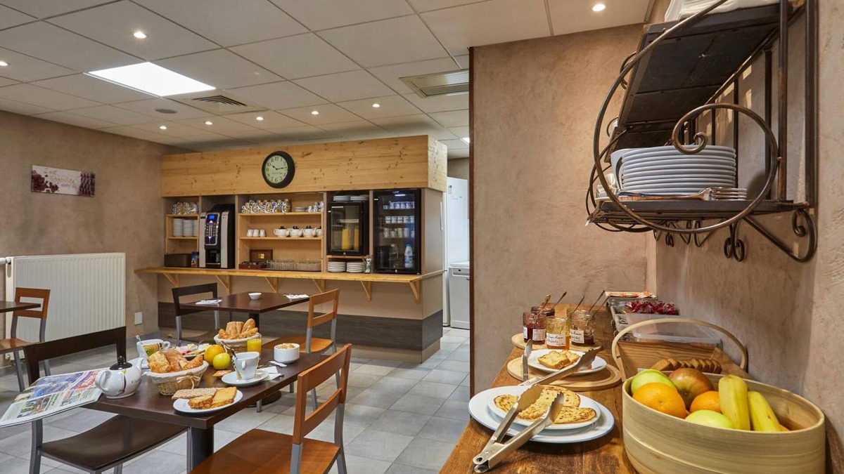 Cluses Hotel | Hotel National