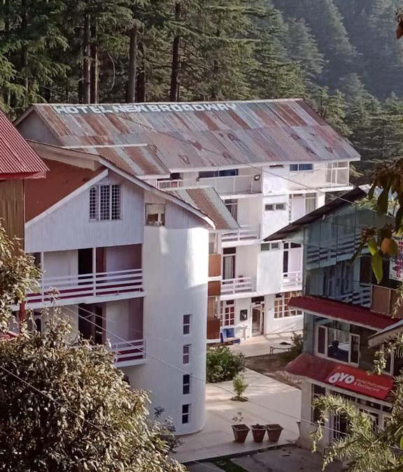 Patnitop Hotel | Hotel New Broadway By WB Inn