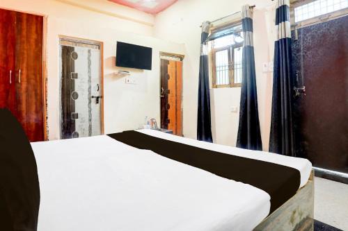 Etawah Hotel | Hotel O AnubhavRooms