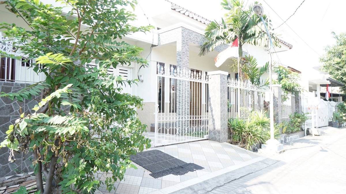 Pandaan Hotel | Hotel O Bidara Guest House Syariah