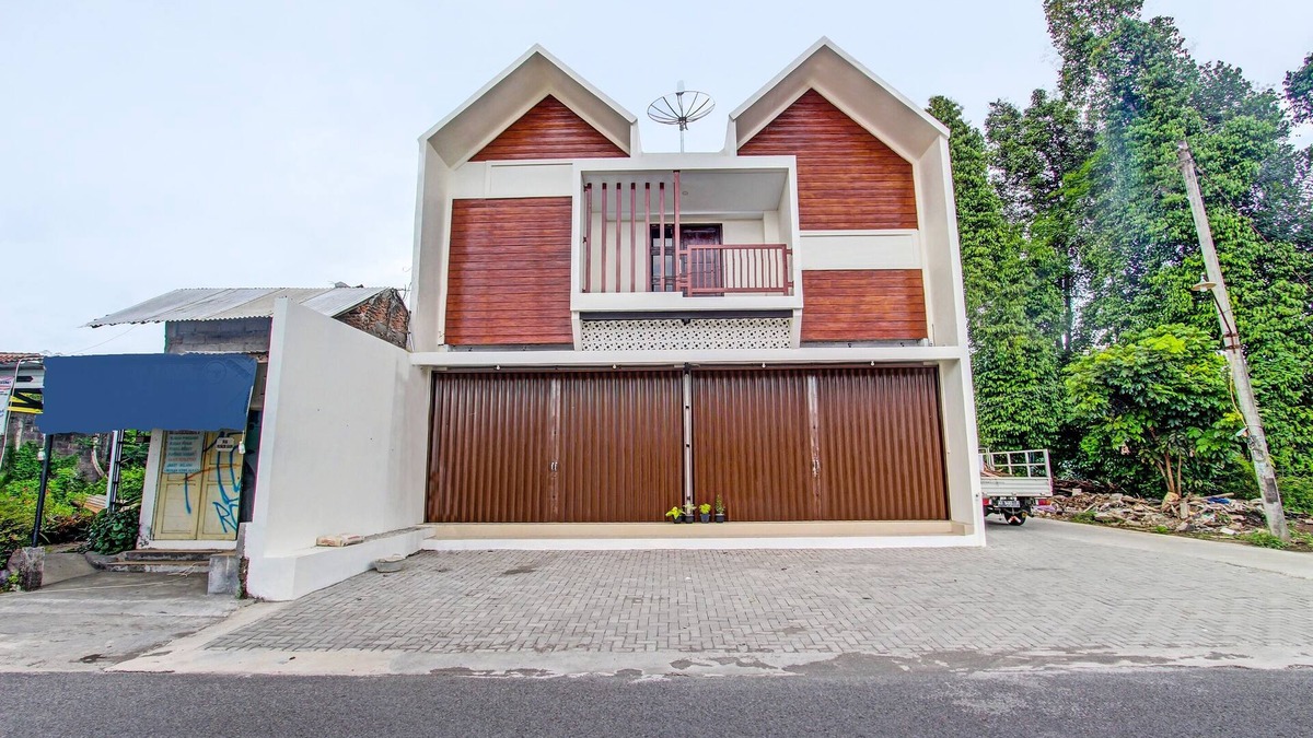 Baturetno Hotel | Hotel O Griya Putih