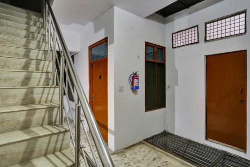 Meerut Hotel | Hotel O Hotel Royal Palace