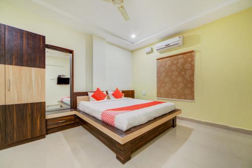 Karimnagar Hotel | Hotel O KSL Guest House