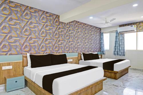 Ahmedabad Hotel | Hotel O N R