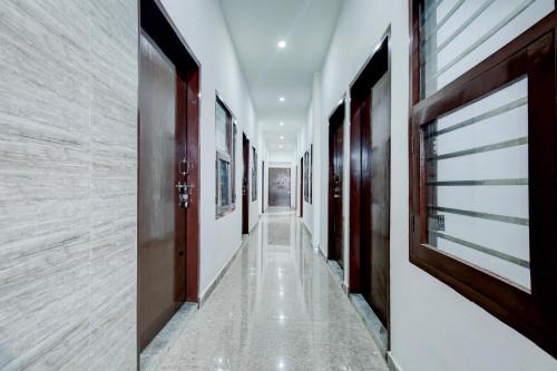 Rajpura Hotel | Hotel O NRI Guest House