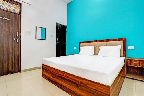 Islamnagar Hotel | Hotel O PARK'S HOTEL