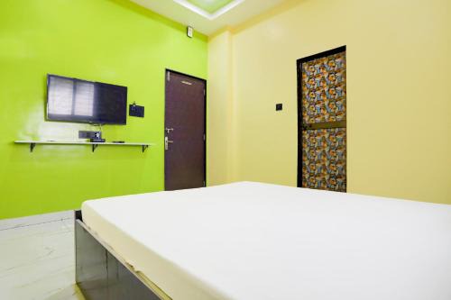 Akola Hotel | Hotel O Raj Guest House