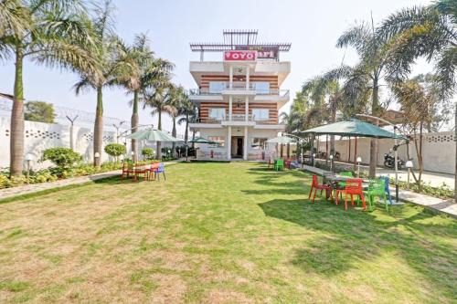 Baksar Hotel | Hotel O Safari Inn