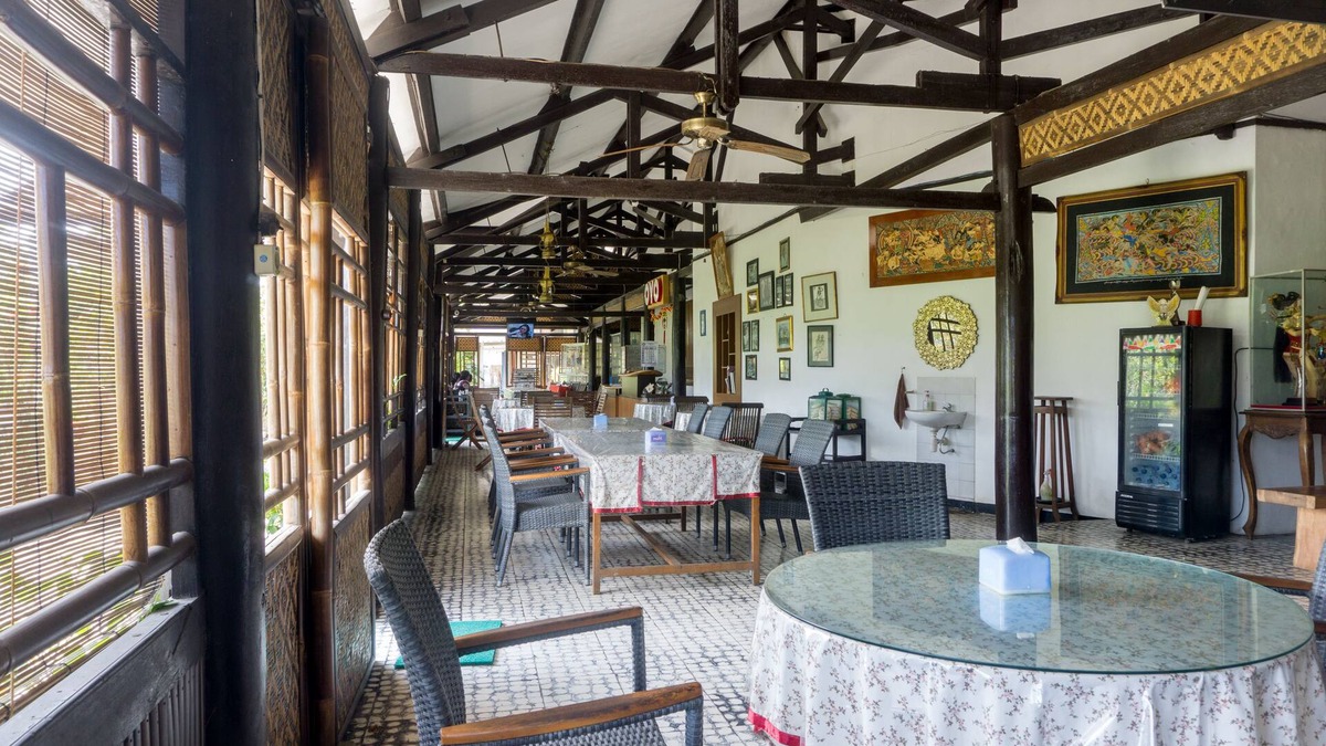 Pacitan Hotel | Hotel O Srikandi Hotel