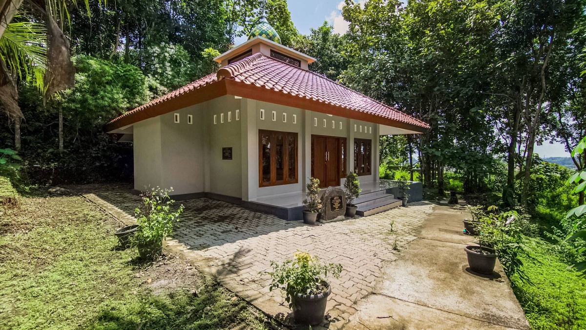 Ungaran Barat House | Hotel O Wisma Langen Werdhasih
