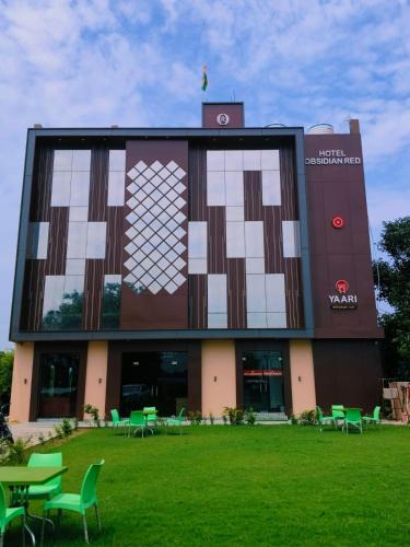 Gorakhpur Hotel | Hotel Obsidian Red