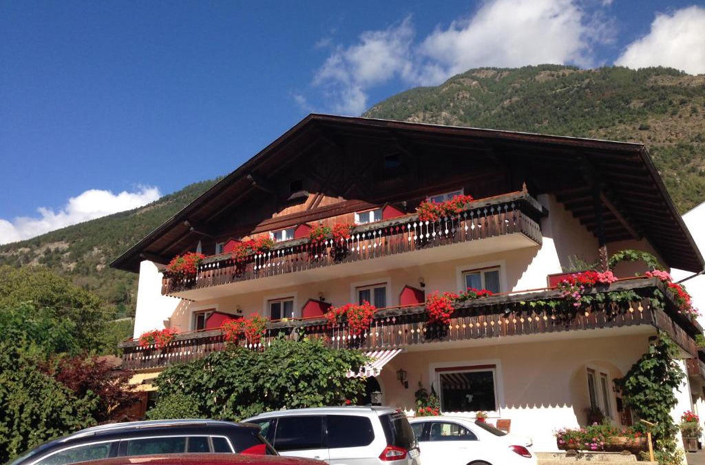 Vezzano Hotel | Hotel Pension Vetzanerhof