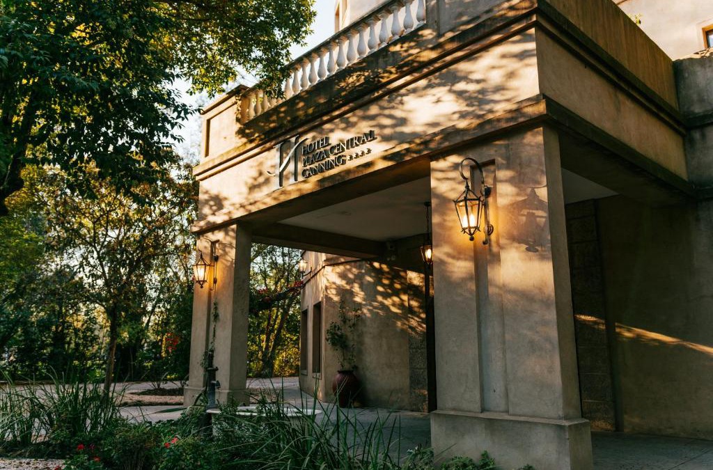 Canning Hotel | Hotel Plaza Central Canning