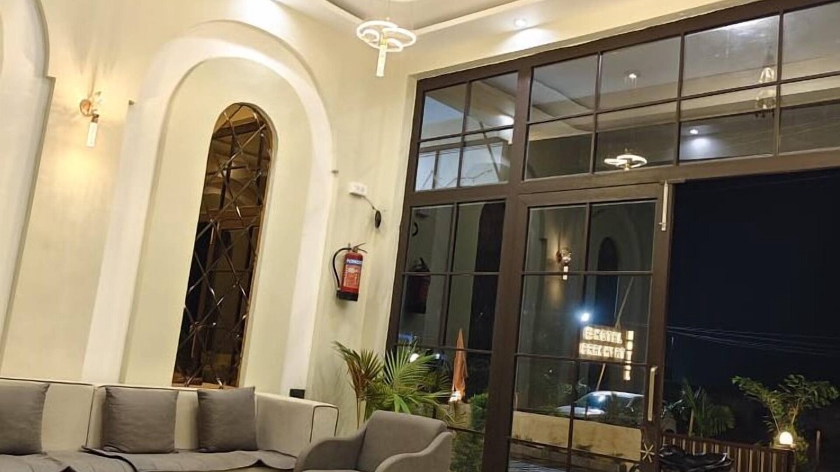 Maheshwar Hotel | Hotel Prakhyat