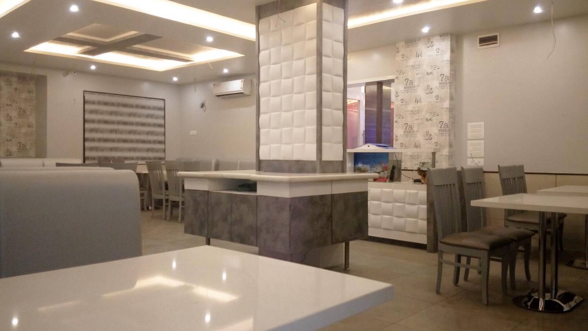 Osmanabad Hotel | Hotel Pushpak Park