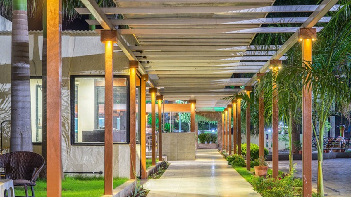 Shirdi Hotel | Hotel Pushpak Resort