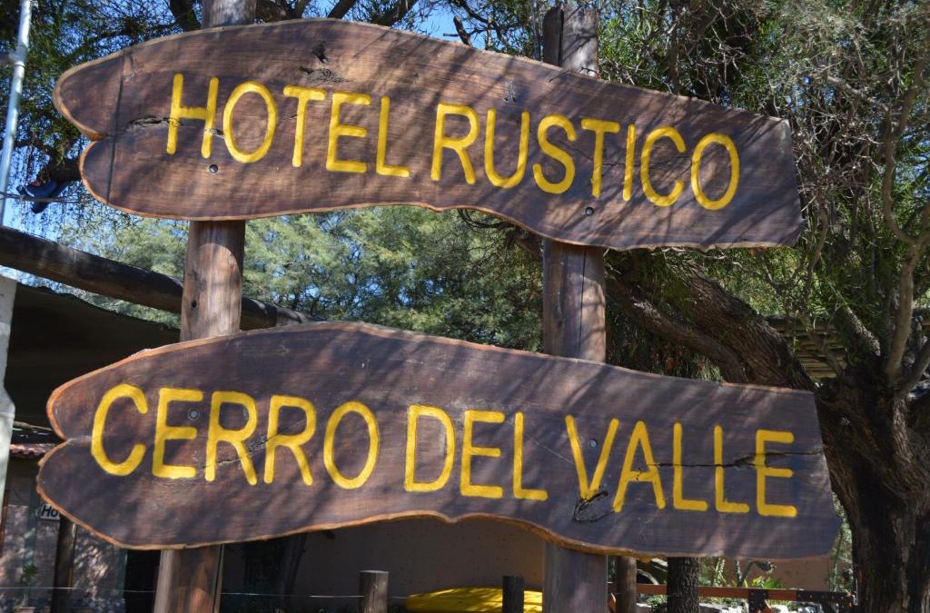San Agustin de Valle Fertil Hotel | Hotel Rustico Cerro Del Valle