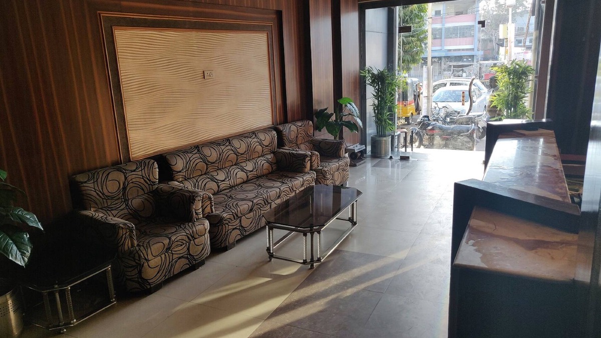 Jabalpur Hotel | Hotel Rahul