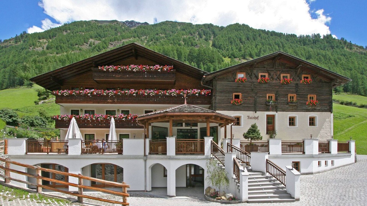 Madonna di Senales Hotel | Hotel Rainhof