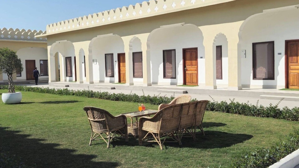Orchha Hotel | Hotel Raj Vilas The Palace