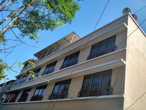 Tarapur Hotel | Hotel Rajendra