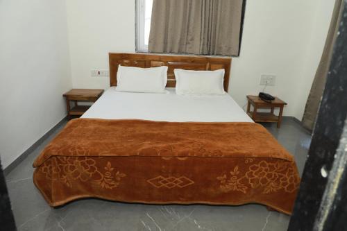 Rajgurunagar Hotel | Hotel Rajmahal Palace Bhimashankar pune