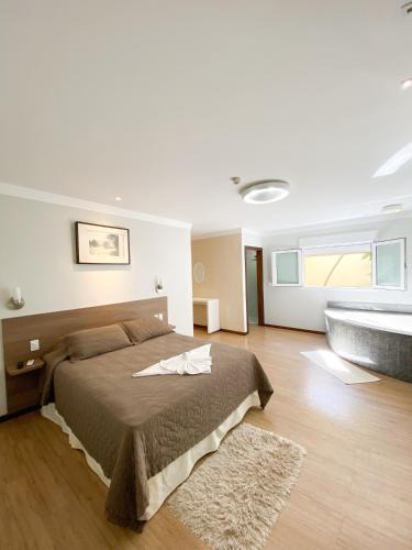 Sete de Setembro Hotel | Hotel Raul's