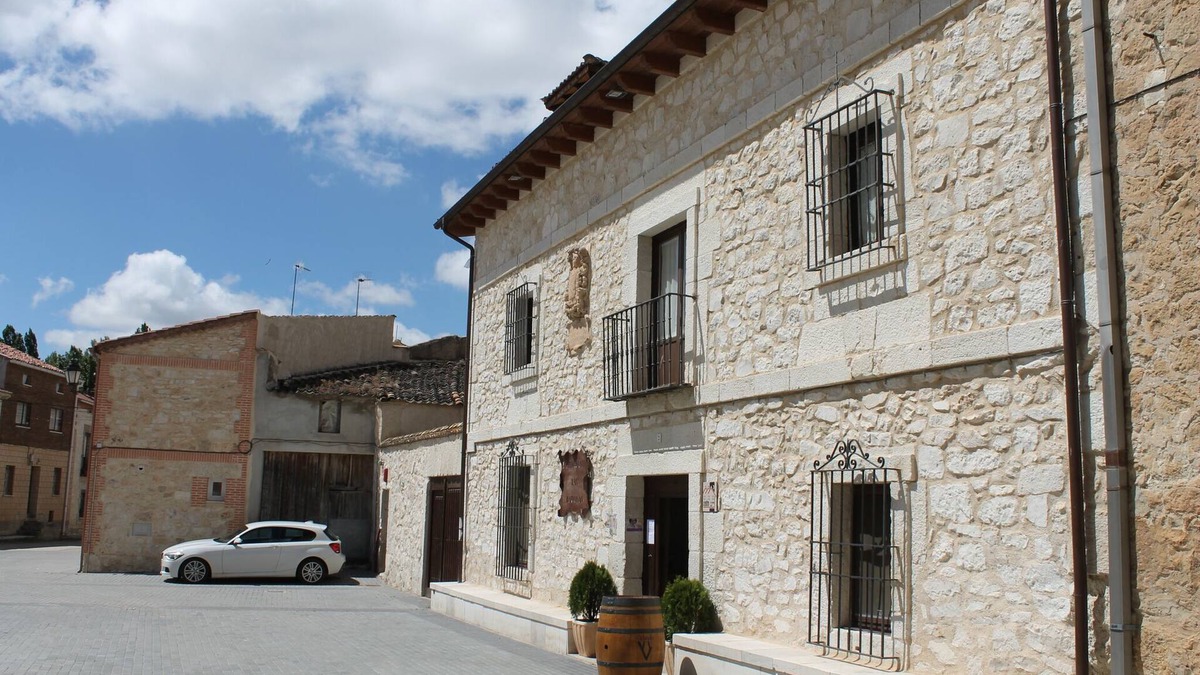 Santa Cruz de la Salceda Hotel | Hotel Restaurante Rural Las Baronas