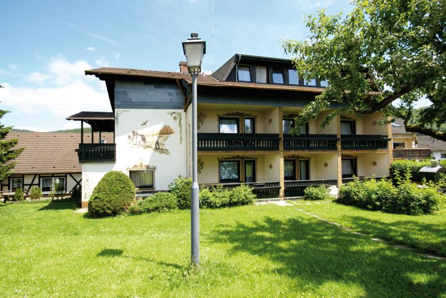 Oberems Hotel | Hotel & Restaurant Zum Deutschen Haus