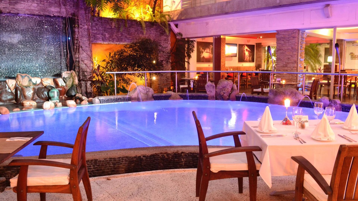 Downtown Puerto Vallarta Hotel | Hotel Rio Malecon