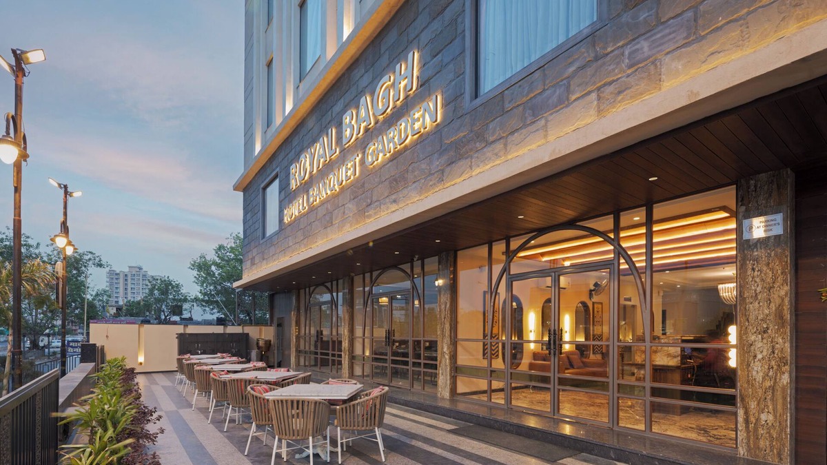 Mansarovar Hotel | Hotel Royal Bagh - Opposite City Park