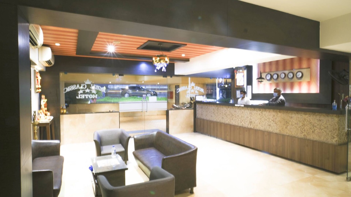 Thane Hotel | Hotel Royal Classic