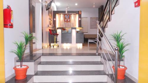 Sangli Cabin | Hotel Royal Residency Executive