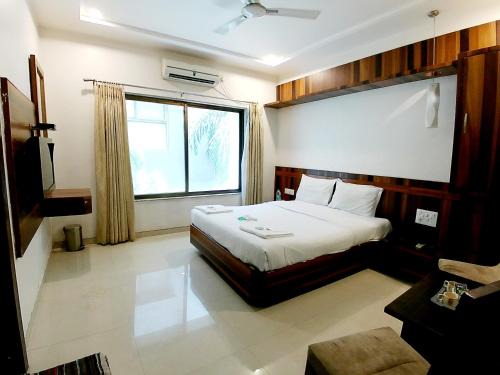 Shirdi Hotel | Hotel Royal Satyan Inn