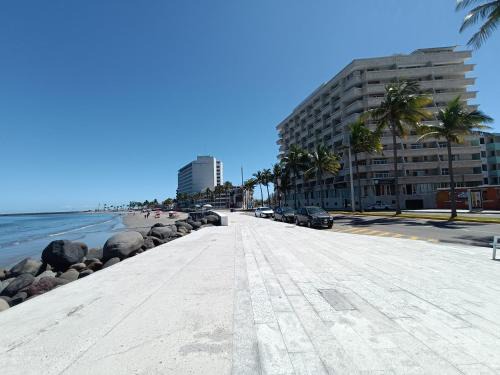 Ricardo Flores Magon Hotel | Hotel Royalty