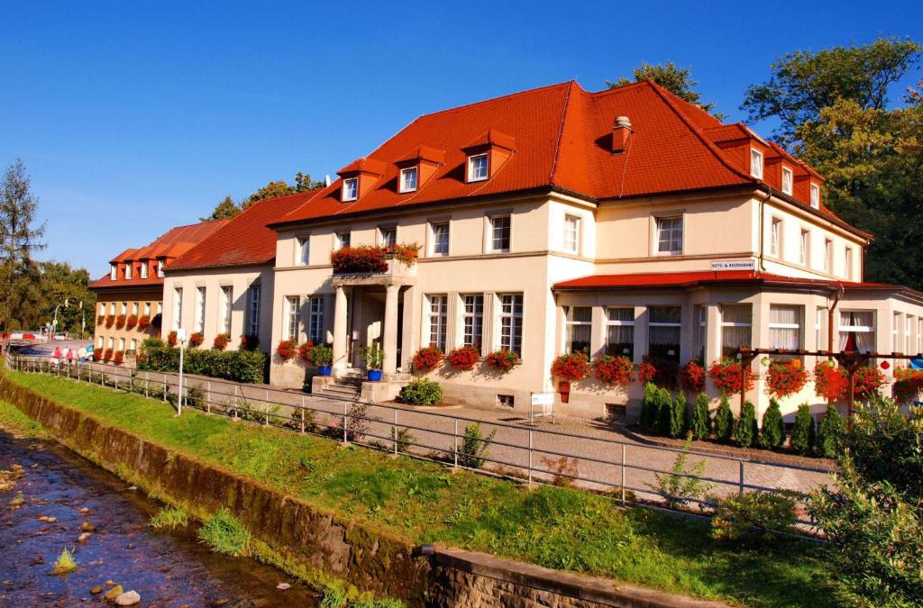 Berggiesshubel Hotel | Hotel Sächsisches Haus