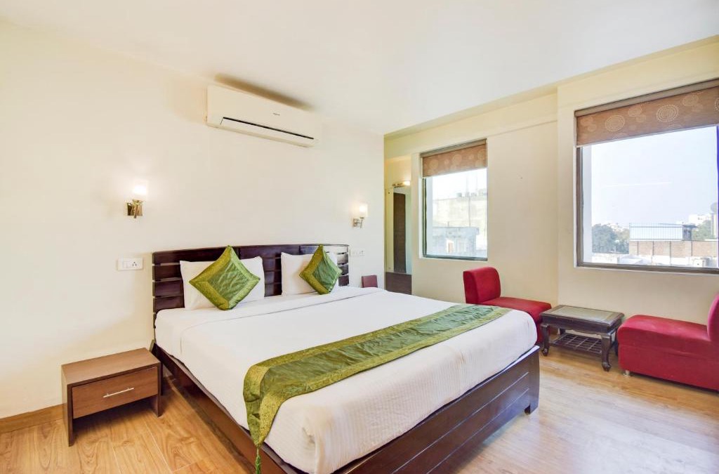 Raja Park Hotel | Hotel Sahib's Corporate Inn - Family and Corporate Hotel