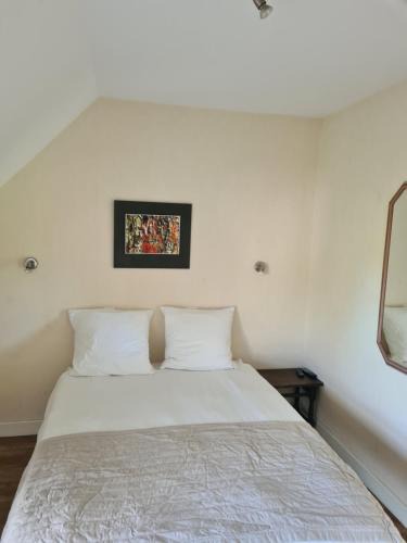 Saint-Julien-aux-Bois Hotel | Hotel Saint julien aux bois