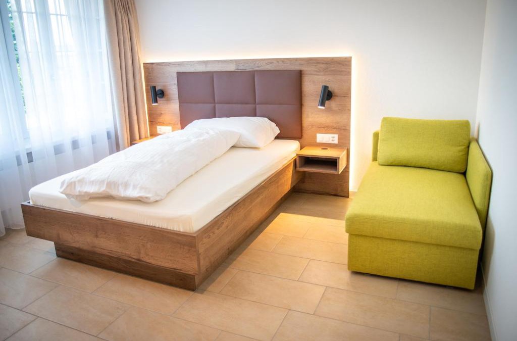 Uznach Hotel | Hotel Schützenhaus