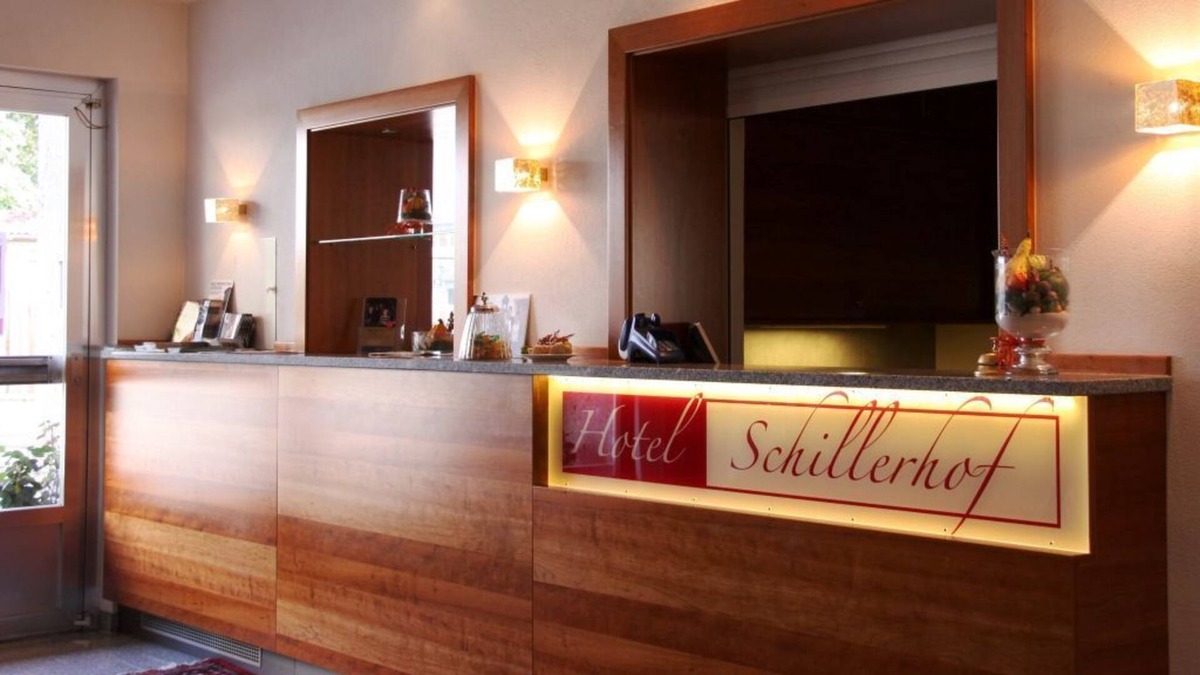 Voecklabruck Bed & Breakfast | Hotel Schillerhof
