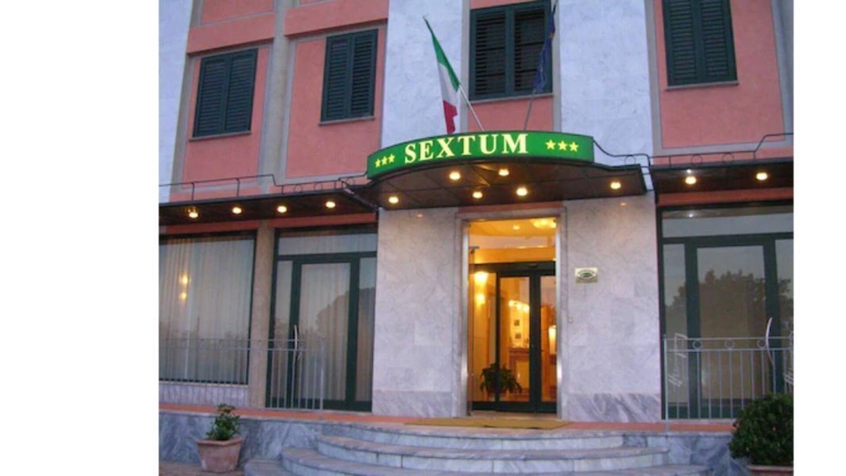 Cascine-La Croce Hotel | Hotel Sextum